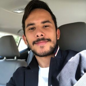 Meet your Posher, Ulises